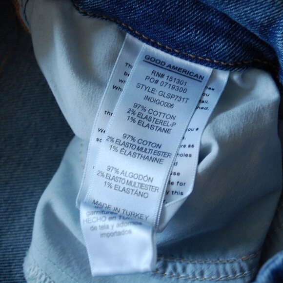 Good American Good Legs Shadow Pockets Skinny Jean - Picture 3 of 5